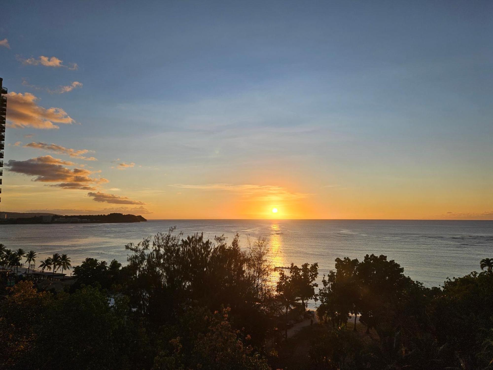 Guam Reef Hotel Tumon Dış mekan fotoğraf